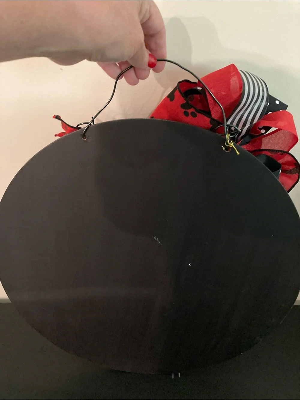 Welcome Paw Print Door Sign - Red & Black Bow - (No Brand)
